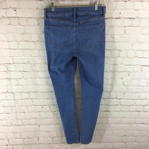 Women’s Old Navy Rock Star Mid-Rise Blue Medium Wash Denim Jeans - Size 6 - Picture 3 of 7
